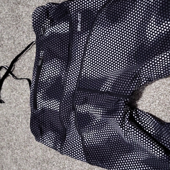 Nike Fitness leggings - Picture 5 of 7